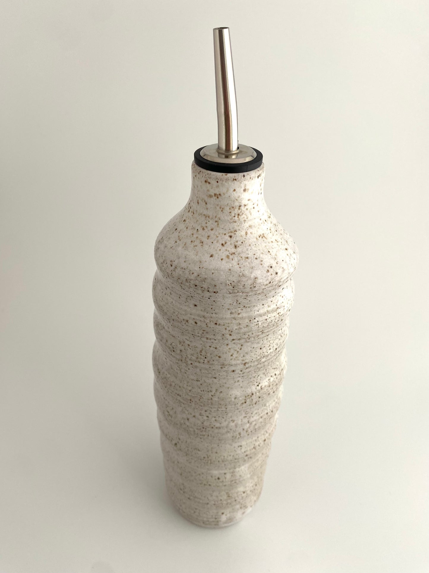 Speckled White Curve Olive Oil Vessel