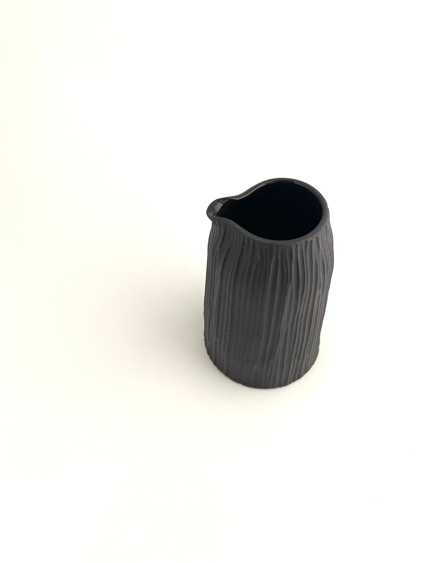 Medium Bamboo Jug: Matte Black