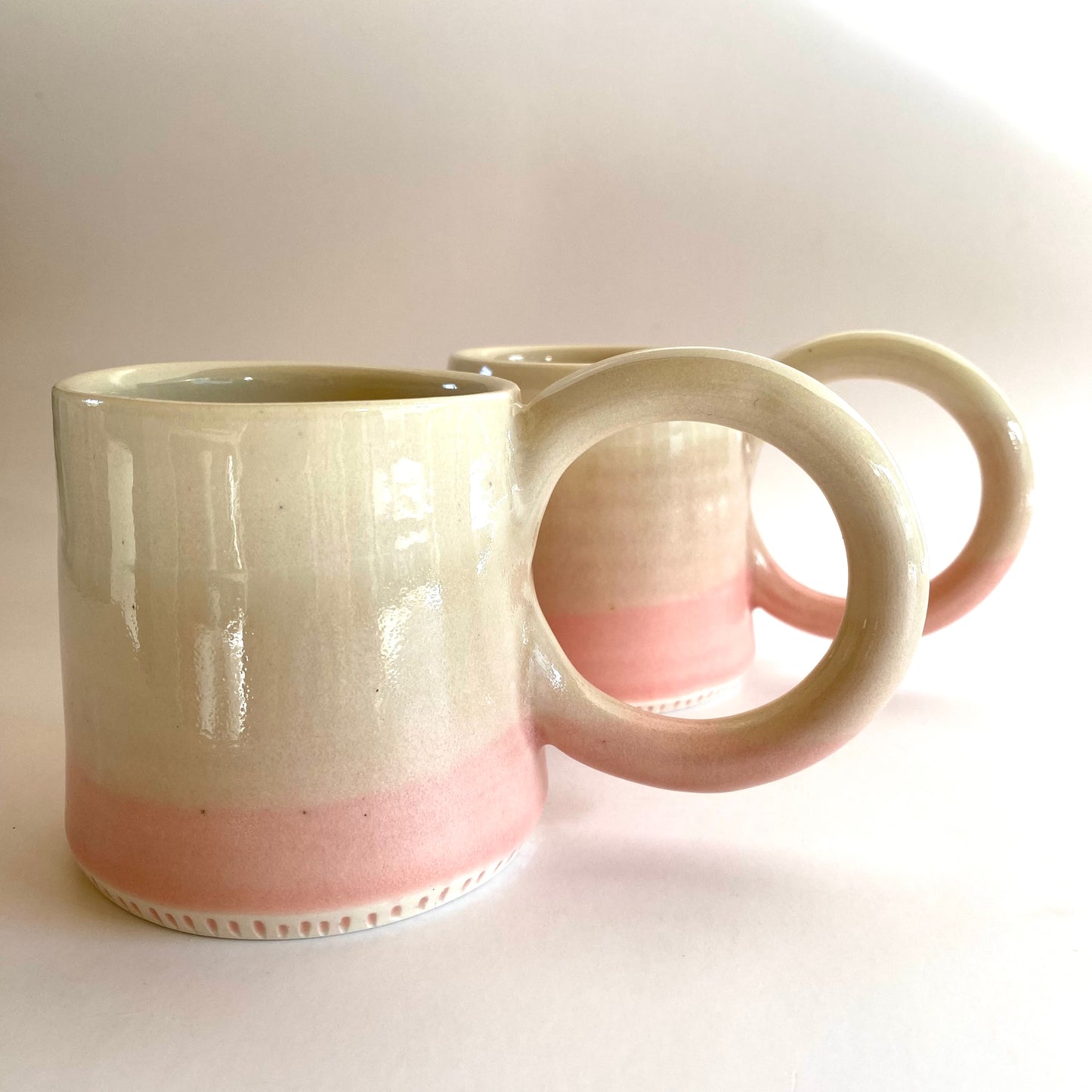 Small Coconut Ice Bangle Handle Mug