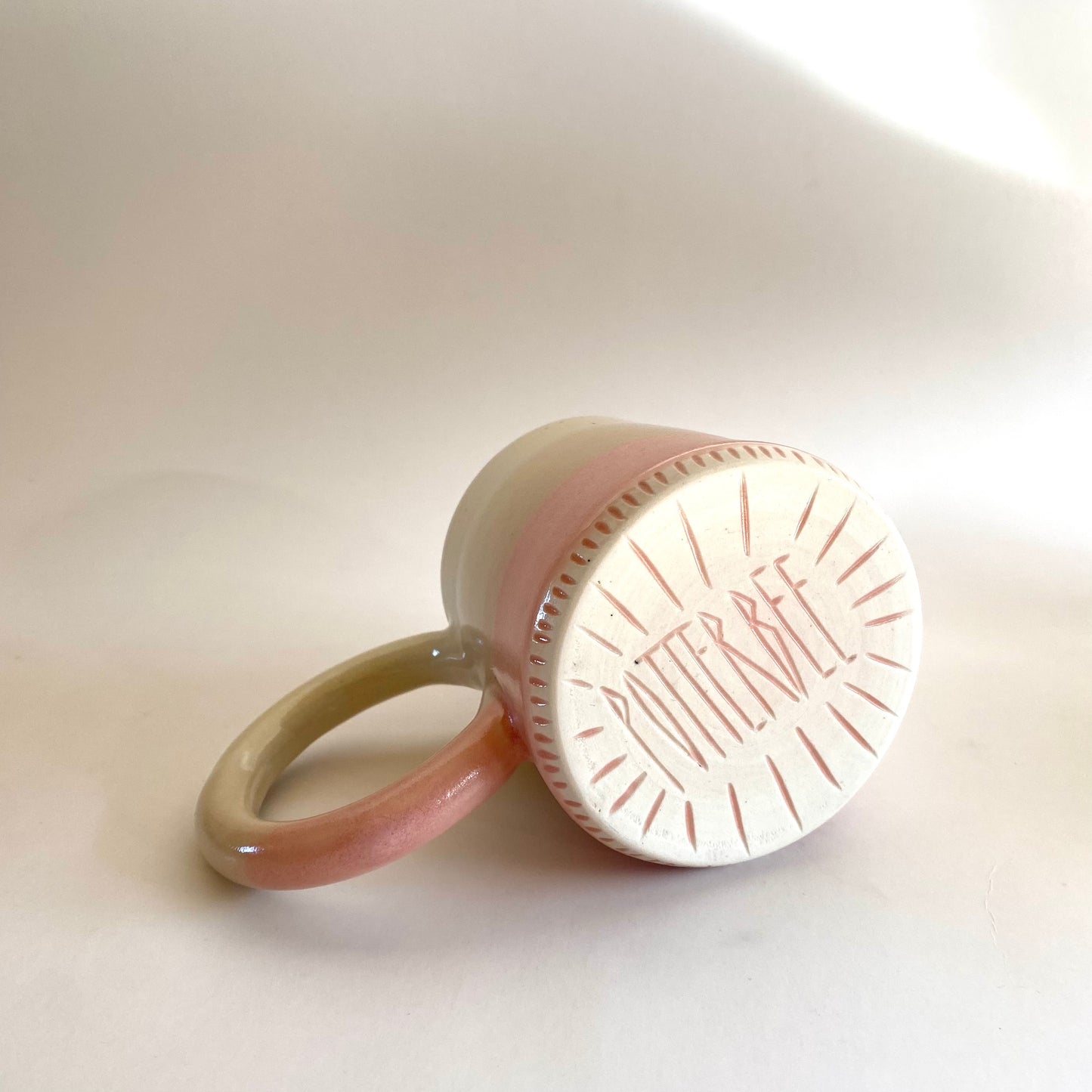 Small Coconut Ice Bangle Handle Mug