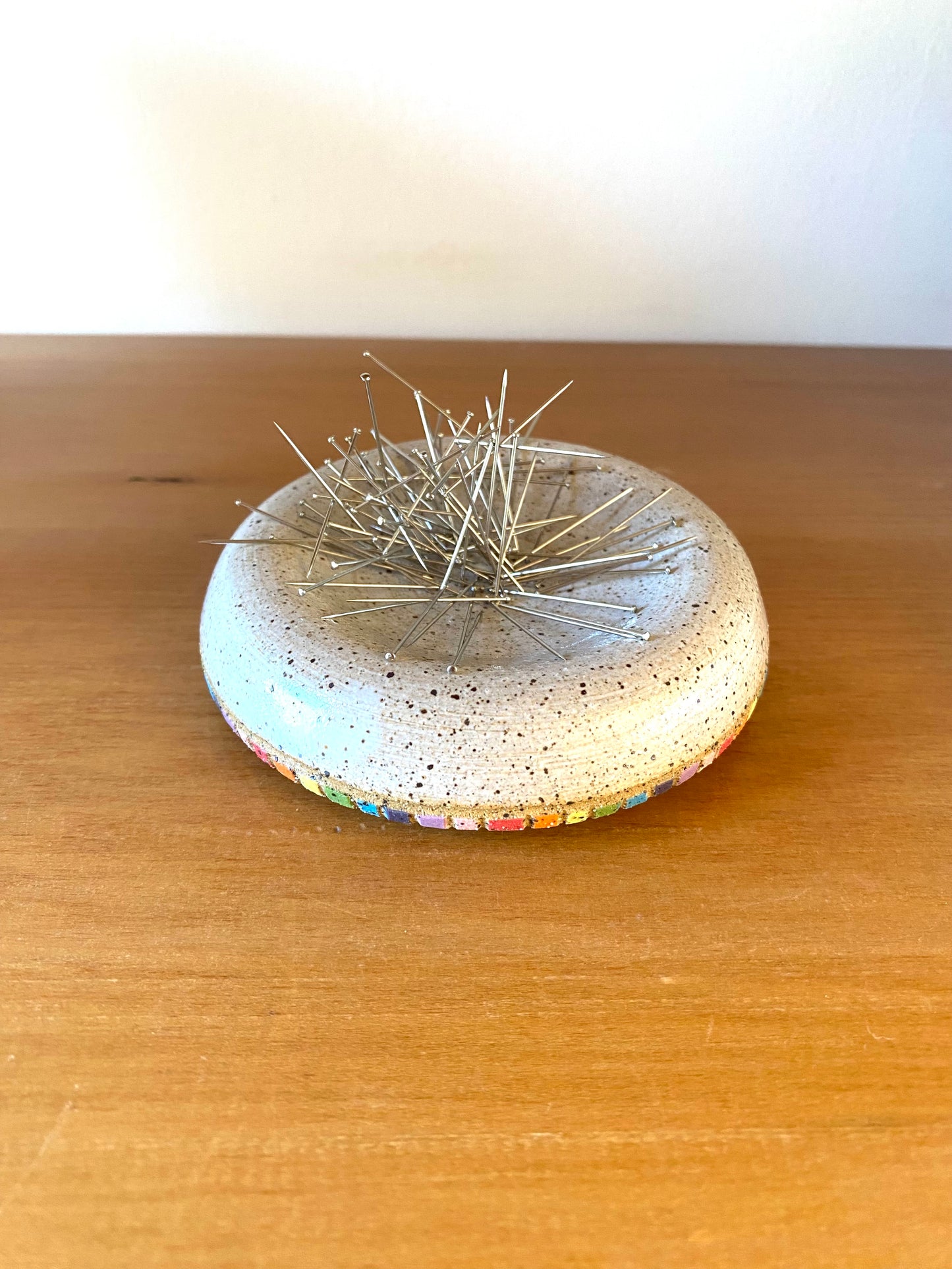 Pin dish: Spectrum Base Low