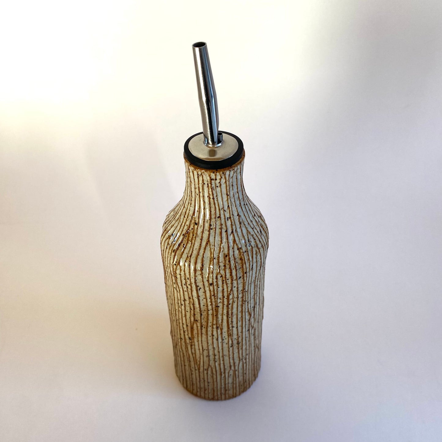 Bamboo Olive Oil Vessel In Creme Caramel