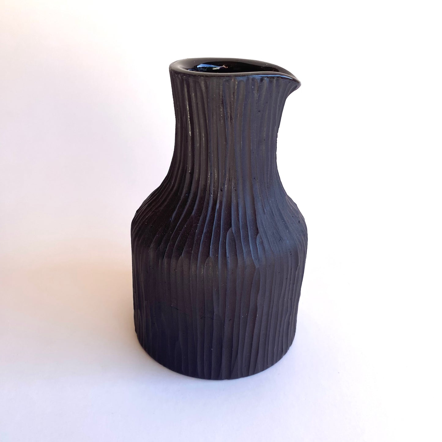 Medium Bamboo Jug: Matte Black
