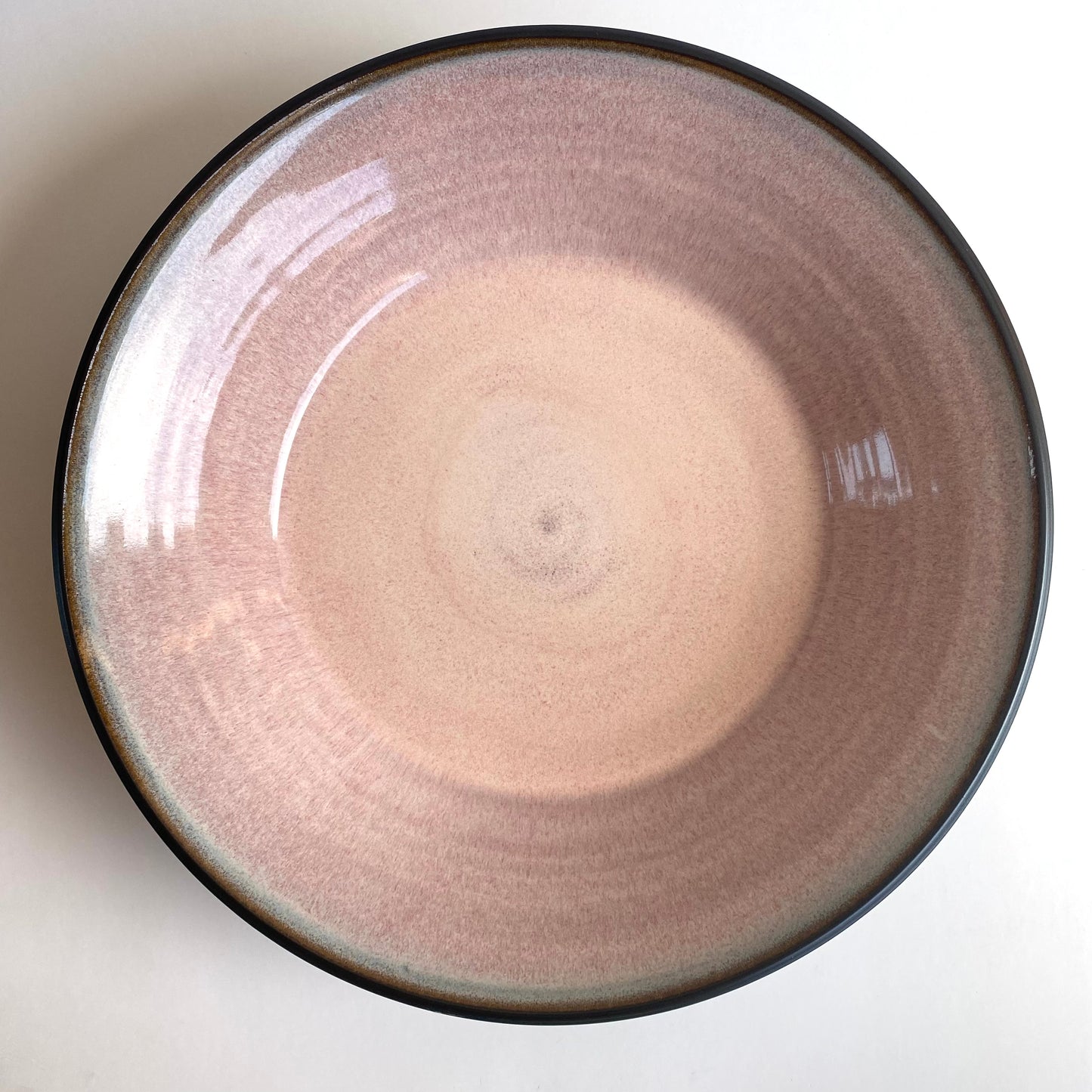 Serving Bowl: Black Crème Caramel