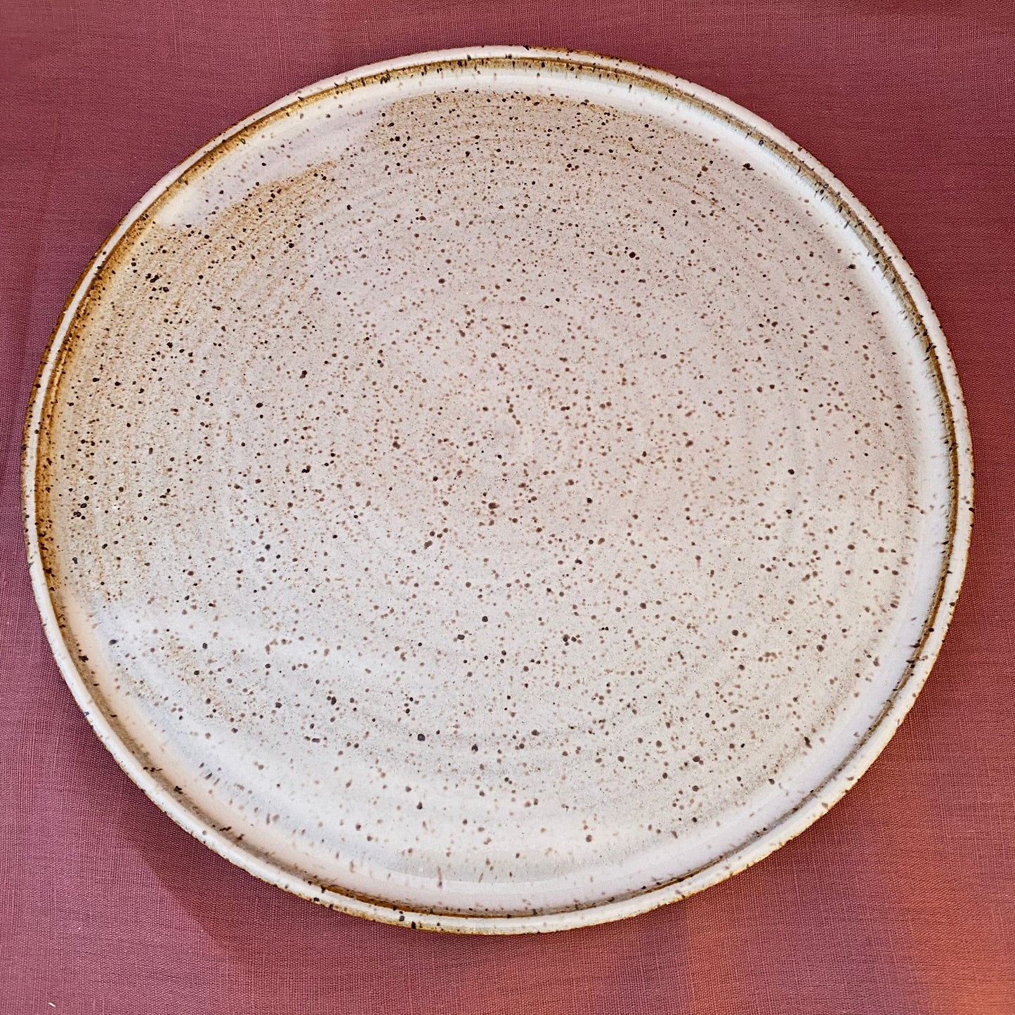 Coin Dinner Plate: Creme Caramel