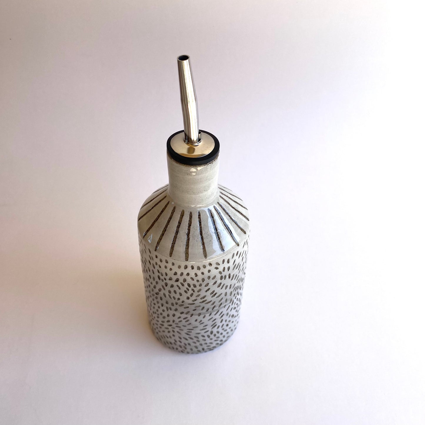 Wander Slate Olive Oil Vessel