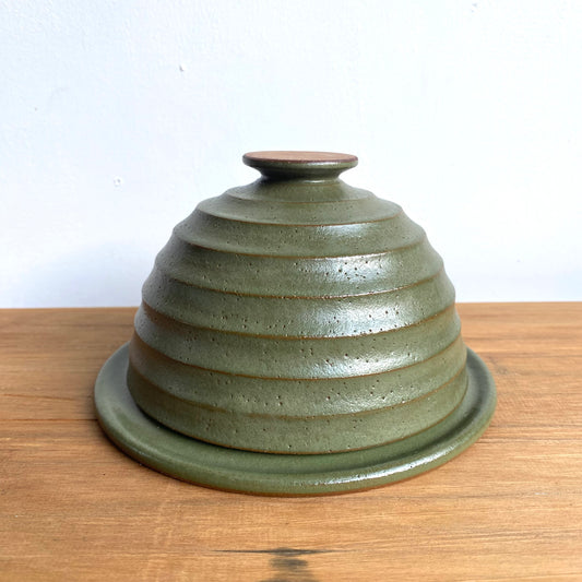 Terra Ridged Body Butter Dish in Olive 1