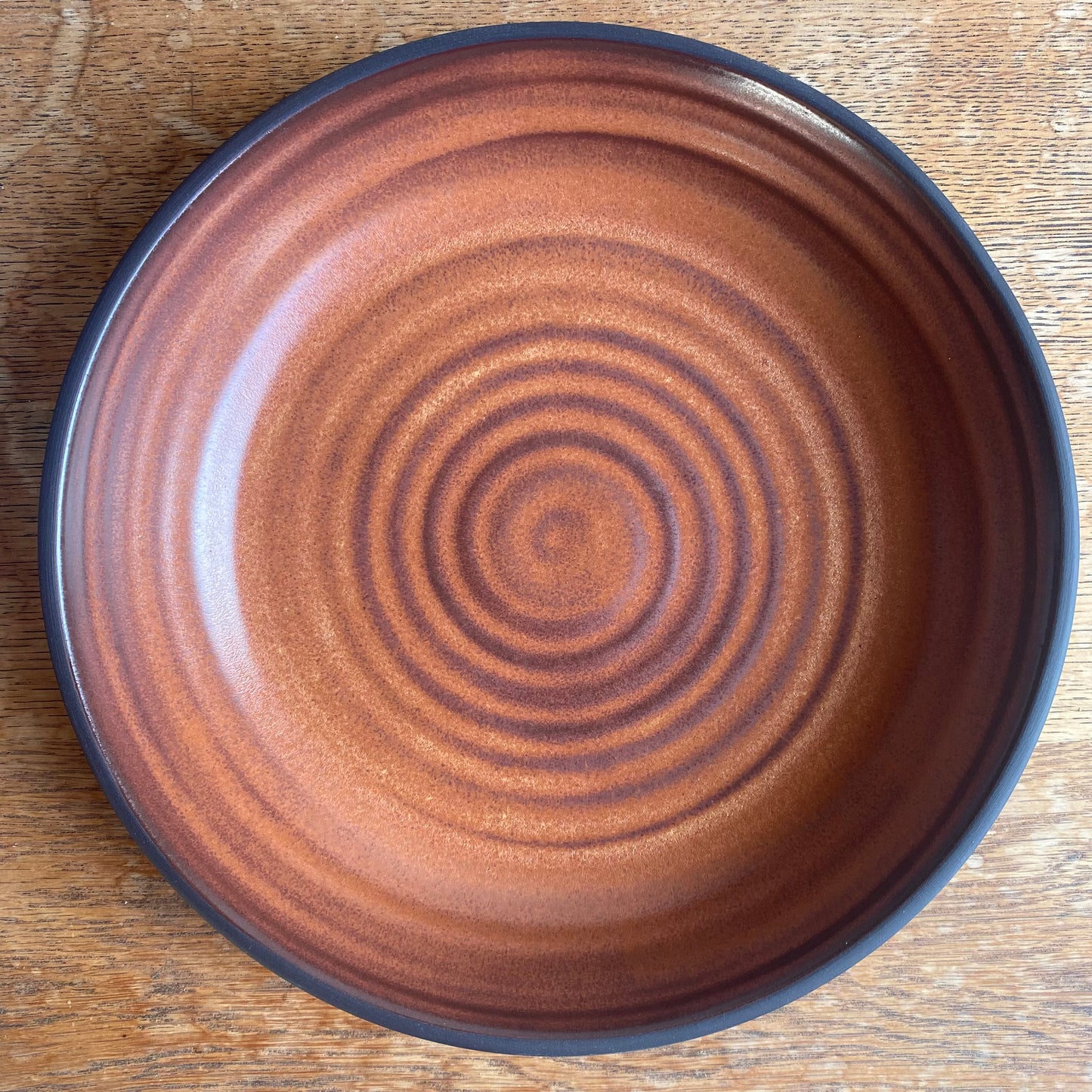 Pasta bowl: Black / Bronze