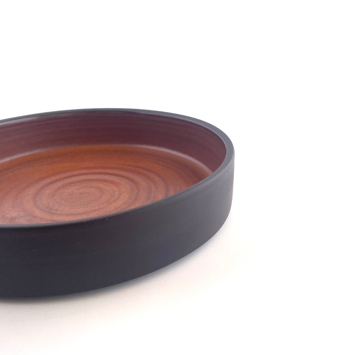 Stacking Dinner bowl: Black / Bronze