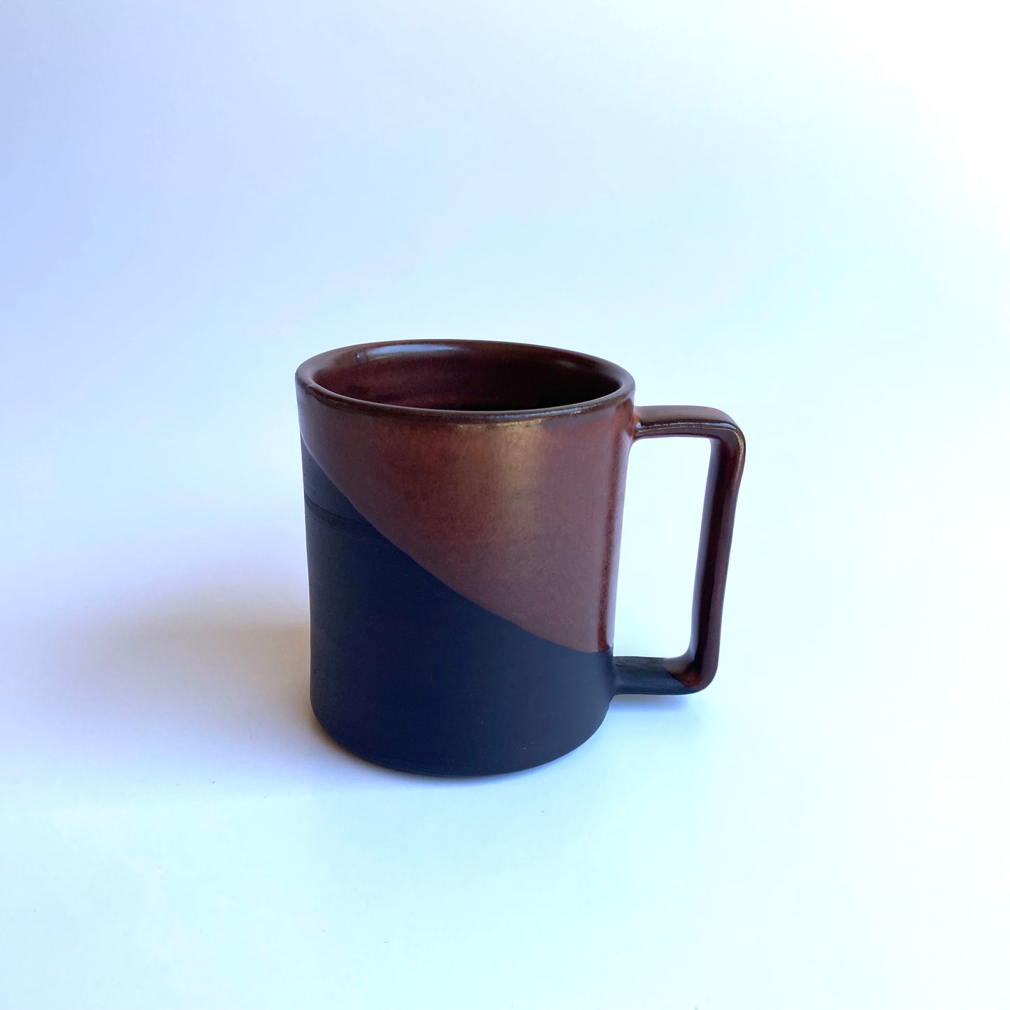 Black Bronze Oblo Mug: Angle Glaze