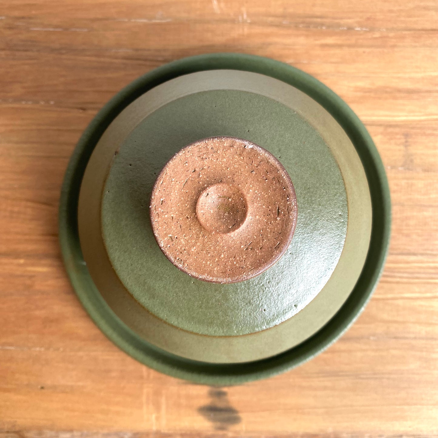 Terra Ridged Body Butter Dish in Olive 2