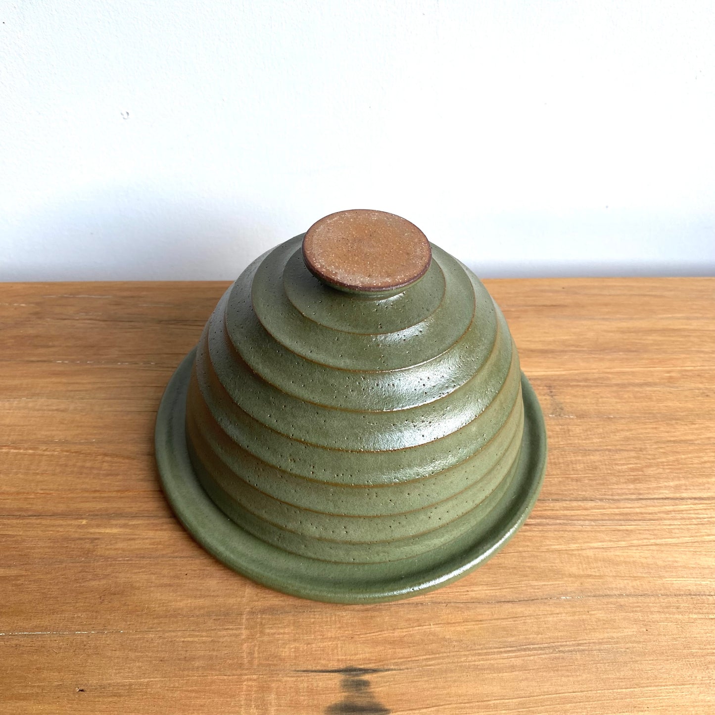 Terra Ridged Body Butter Dish in Olive 1