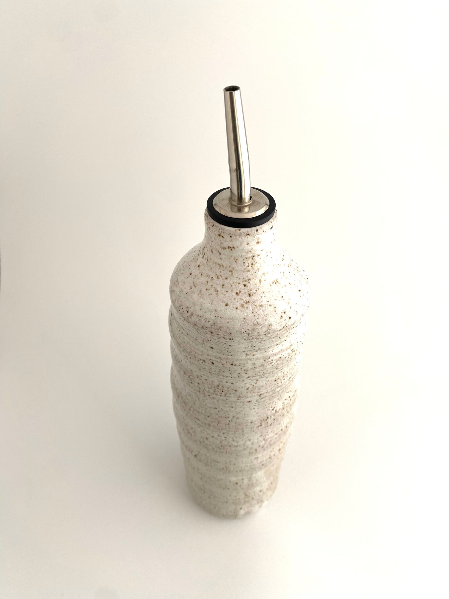 Speckled White Curve Olive Oil Vessel