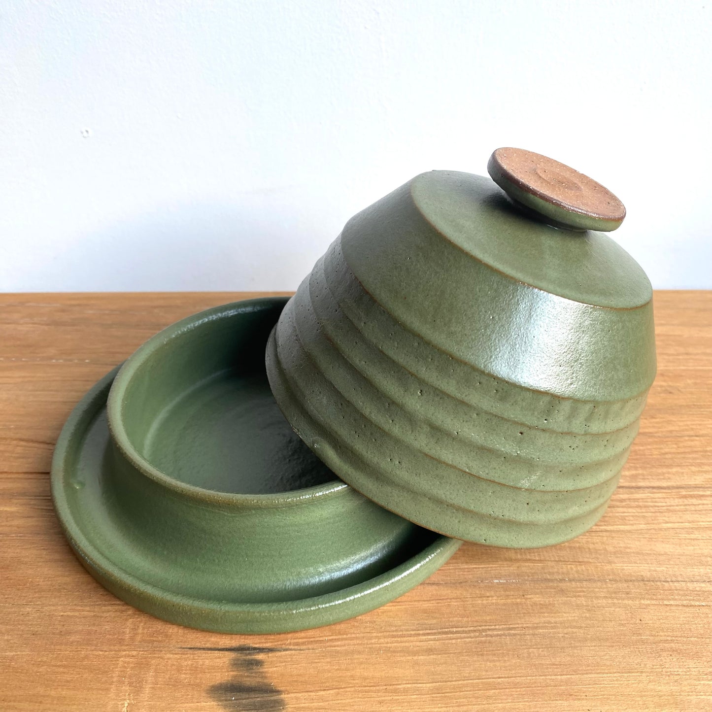 Terra Ridged Body Butter Dish in Olive 2