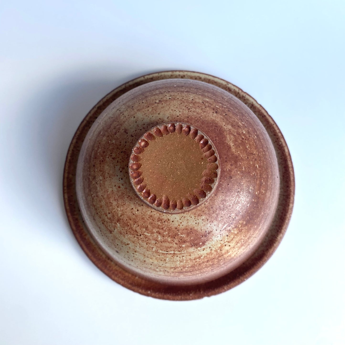 Terra Butter Dish in Cinnamon