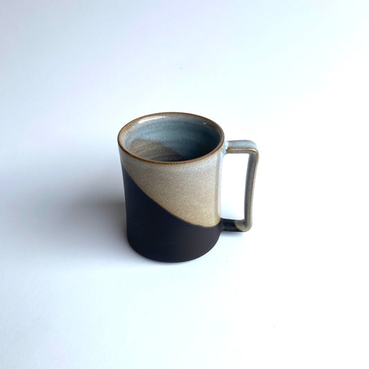 Black Mist Oblo Mug (angle glaze)