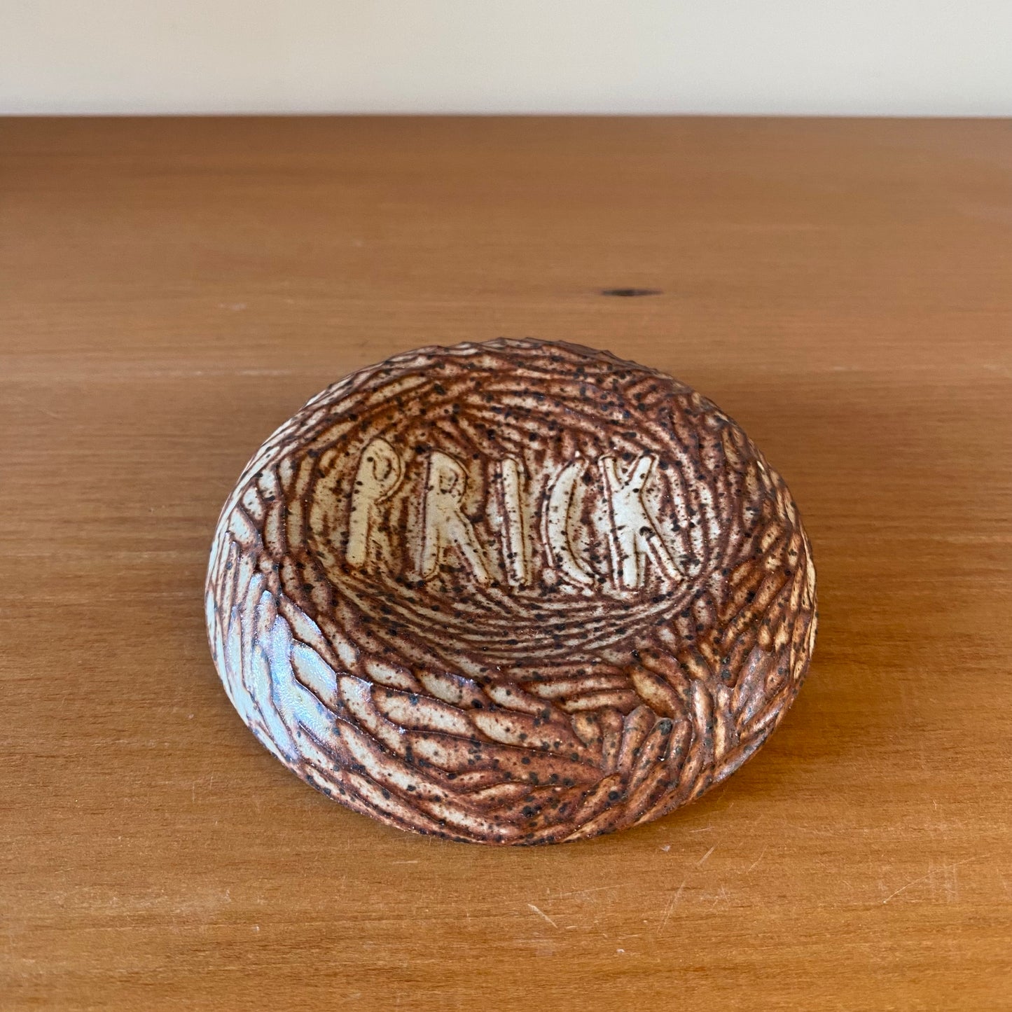 Pin dish: Speckled Cinnamon Prick